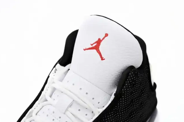 Kicktheory Black Flint Jordan Air Retro DJ5982-060 13 0526